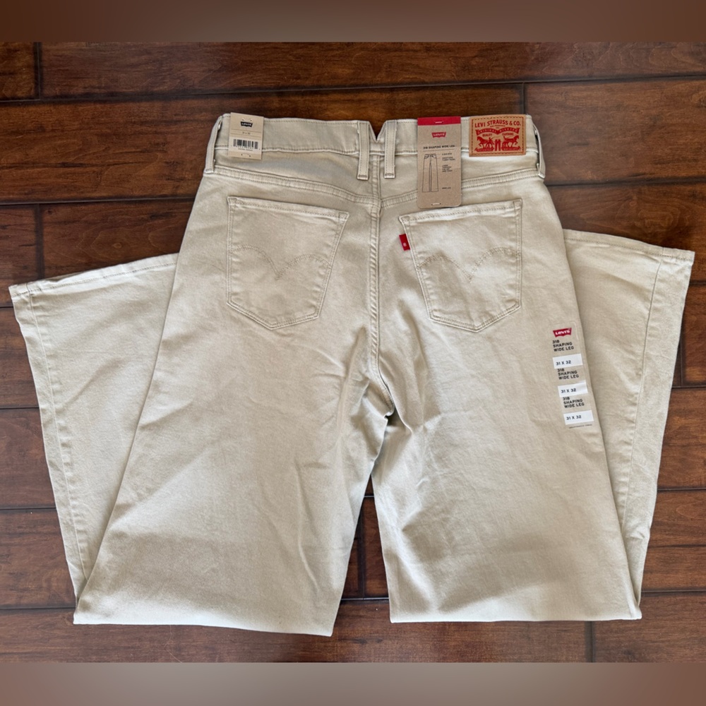 Levi's Women's Beige Flare Jeans